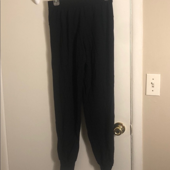 Lululemon joggers - Picture 3 of 4
